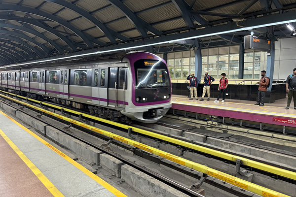 getting-to-indiranagar-from-Kempegowda-Airport-by-Namma-Metro for Staying near Embassy Golf Links